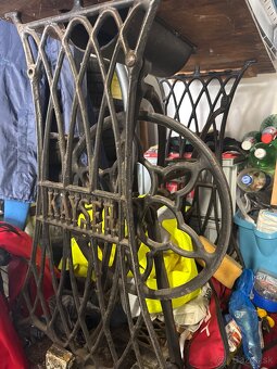 Liatinovy rám na sijaci stroj - 2