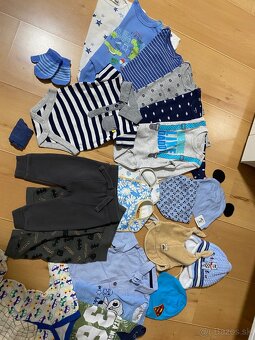balík oblečenia chlapec 62 - 2