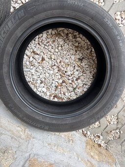 Michelin  235/55 R19 105V letné - 2