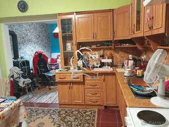 Menší rodinný dom po kompletnej rekonštrukcii - 2