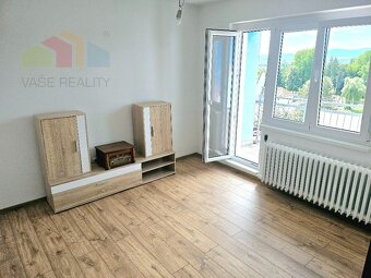 1 izbový byt Bánovce nad Bebravou / CENTRUM / LOGGIA / KOMPL - 2