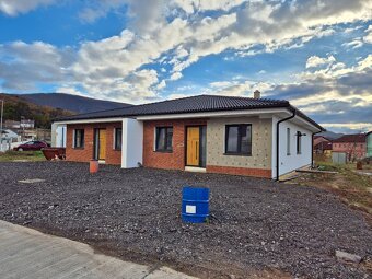 4–IZB.RD, NOVOSTAVBA TERASA,POZEMOK 506m²,PLAVECKÉ PODHRADIE - 2
