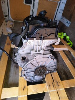 Motor N47D20C - ohnutý blok - 2