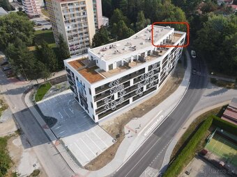 REZERVOVANÉ: 2-izbového bytu s veľkou terasou pre štýlové a - 2