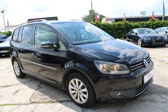 Volkswagen Touran 1.6 TDI Comfortline DSG - 2