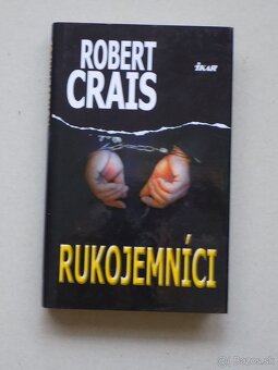 Detektívky -Gabaldon,Crais,Hooper, Cornwell,Howard a iný - 2