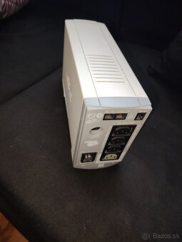 Záložný zdroj APC Back-UPS CS 650I - 2
