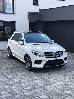 Mercedes GLE 350d AMG Line rok 2018, 93000km Full LED - 2