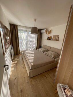 Prenájom 3-izbový byt, Levice - 2