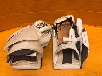 LAPAČKA A VYRÁŽEČKA BAUER VAPOR HYPERLITE 2 - 2