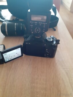 Canon EOS 600D set – 2 objektívy, blesk, brašňa, výbava - 2