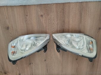 Opel Corsa C predné svetlá - 2