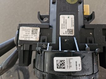 Podvolantový krúžok VW Passat B6 - 2