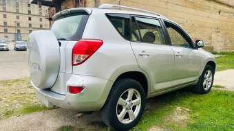 Toyota RAV4 4x4 - 2