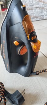 Žehlička 2500W - 2