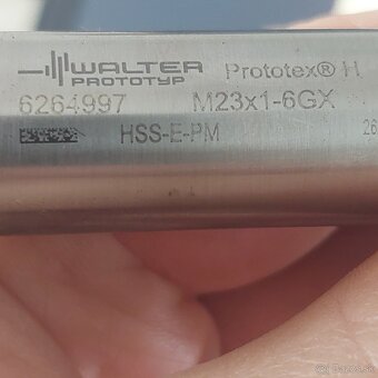 Závitník M23x1 - 2