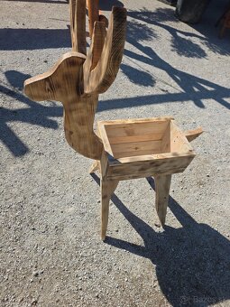 Záhradný kvetinac - 2