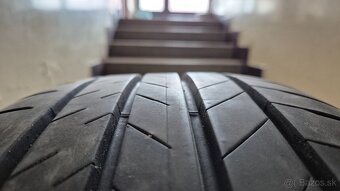 Bridgestone alenza 001 235/55 r19 - 2