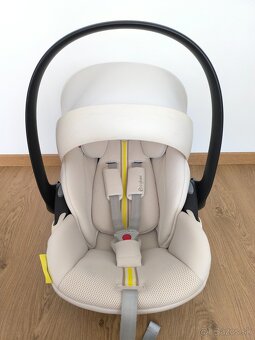 Autosedačka/vajíčko Cybex Cloud G i-Size + Cybex Base G - 2