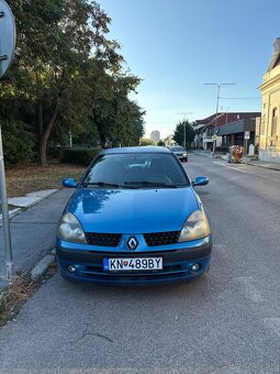 Renault Clio 1.2 benzín 2002 - 2