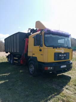 Hakovy nosič kontajnerov MAN f2000 - 2