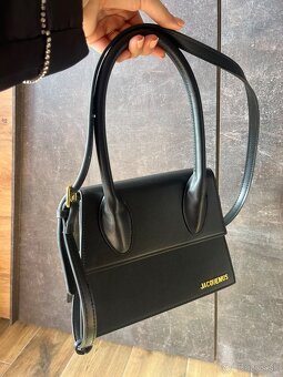 Jacquemus kabelka - 2