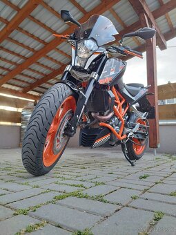 KTM 390 Duke - 2