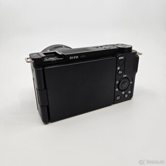 Sony Alpha ZV-E10 + E PZ 16–50 mm f3,5–5,6 OSS - 2