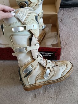 Motokrosove čižmy - 2