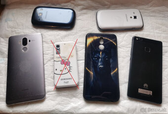 Staršie mobilné telefóny Samsung a Huawei + kryty - 2