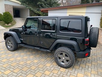 Jeep Wrangler JK 2,8 CRD Mountain - 2