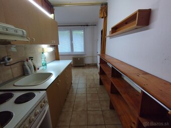 Predaj - veľký 2 izbový byt Tlmače-Lipník, okres Levice - 2