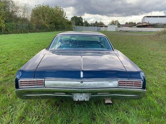 1966 Oldsmobile Delta 88, 4door - 2