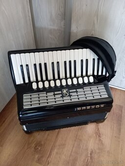 Hohner Favorit IV.P-96bas.4hlas - 2