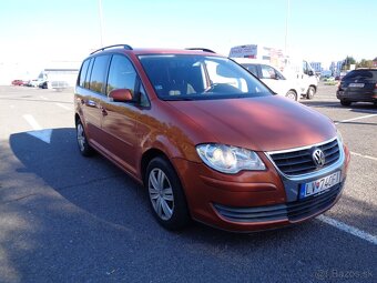 Volkswagen Touran 14.TSI Trend - 2