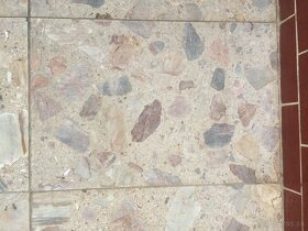 Dlažba z 80-tych rokov - 2