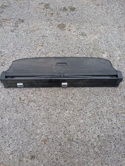 Audi A4 b6 kufrová roleta - 2