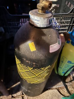 Predám -regulátor tlaku a CO 2 fľaša na výčap - 2