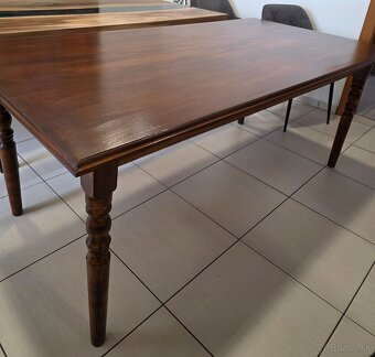 Jedálenský stôl - 2