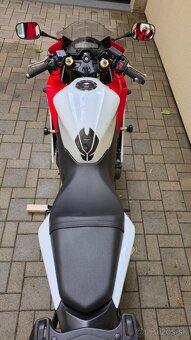 Honda CBR600F PC41 - 2