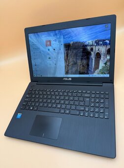 Notebook ASUS X553M / Intel Celeron / 8GB RAM / 120gb SSD - 2