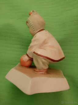 Porcelánova soška Zsóllnay - 2
