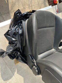 Predám sedadlá na Opel zafira - 2