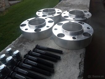 Predám rozširovacie podložky 4x130 Škoda - 2