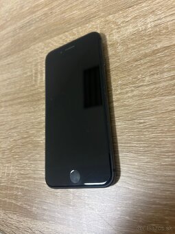 iPhone 8 – 64 GB | veľmi dobrý stav | 88 % batéria - 2