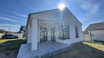 EXKLUZÍVNE Moderný 4-izbový rodinný dom v Štitároch na... - 2