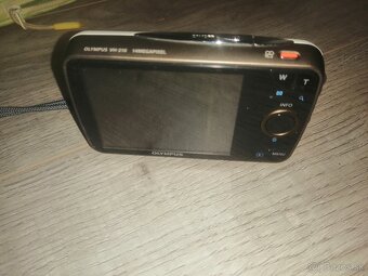 OLYMPUS 14 mega pixel - 2
