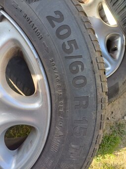 205/60 R15 - 2