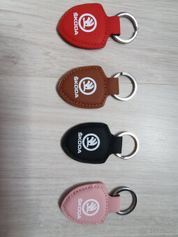 pekná klúčenka škoda viac farieb - 2