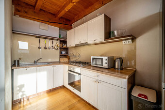 PREDAJ zabehnutý airbnb_3 izbový mezonet byt na Hlavnej - 2